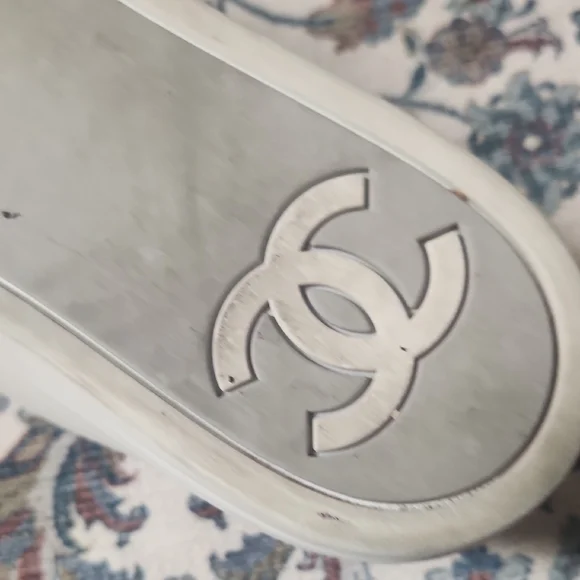 CHANEL Women's Metallic Silver Sneakers - Picture 12 of 17